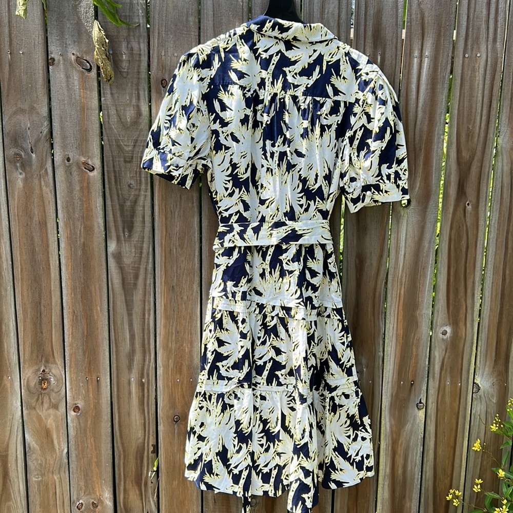 Diane Von Furstenberg button down dress - Picture 10 of 12